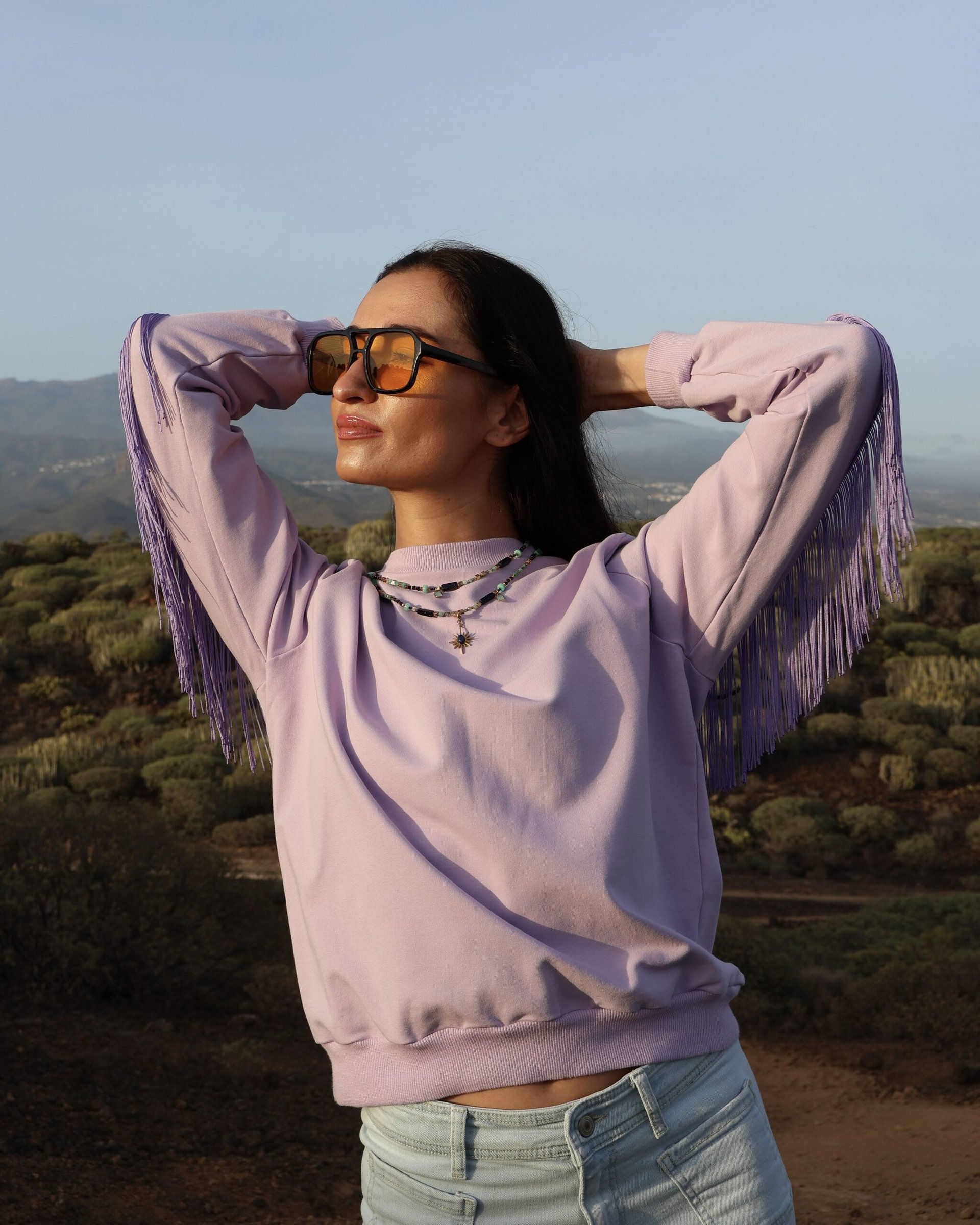 LAURA- YOUTHFUL LIGHT ENERGY